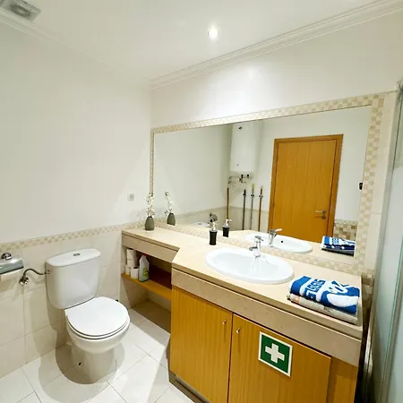 Vista Das Ondas Olhos De Agua Appartement *