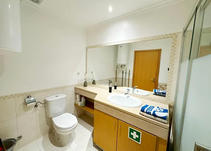 Vista Das Ondas Olhos De Agua Apartman *
