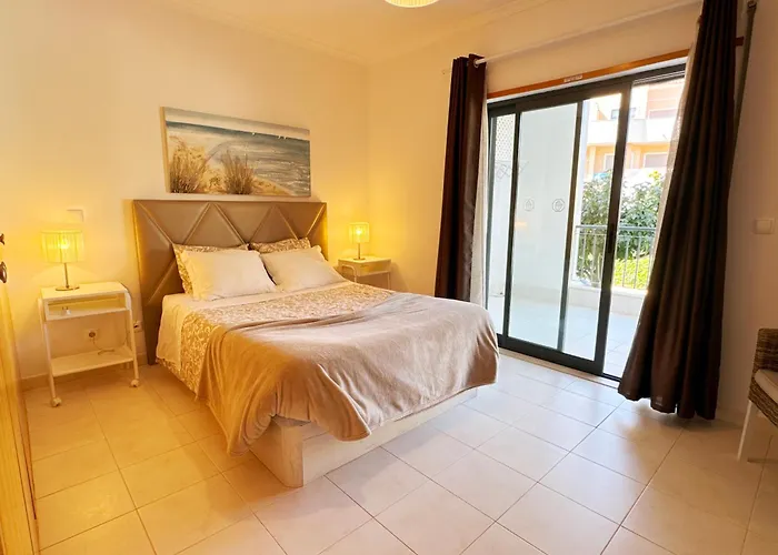 Vista Das Ondas Olhos De Agua Apartman *